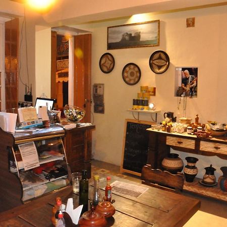 Cafe Preto Pousada E Bistro Мукуже Экстерьер фото