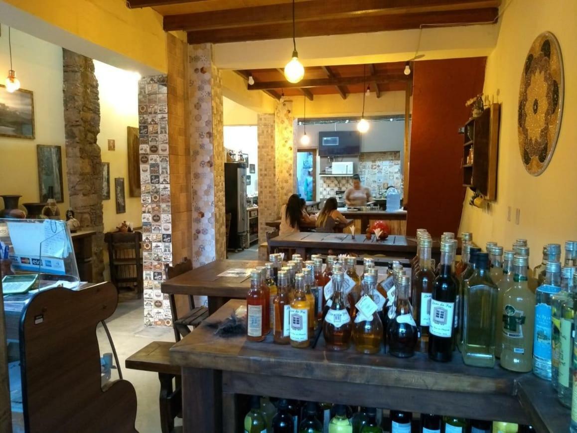 Cafe Preto Pousada E Bistro Мукуже Экстерьер фото